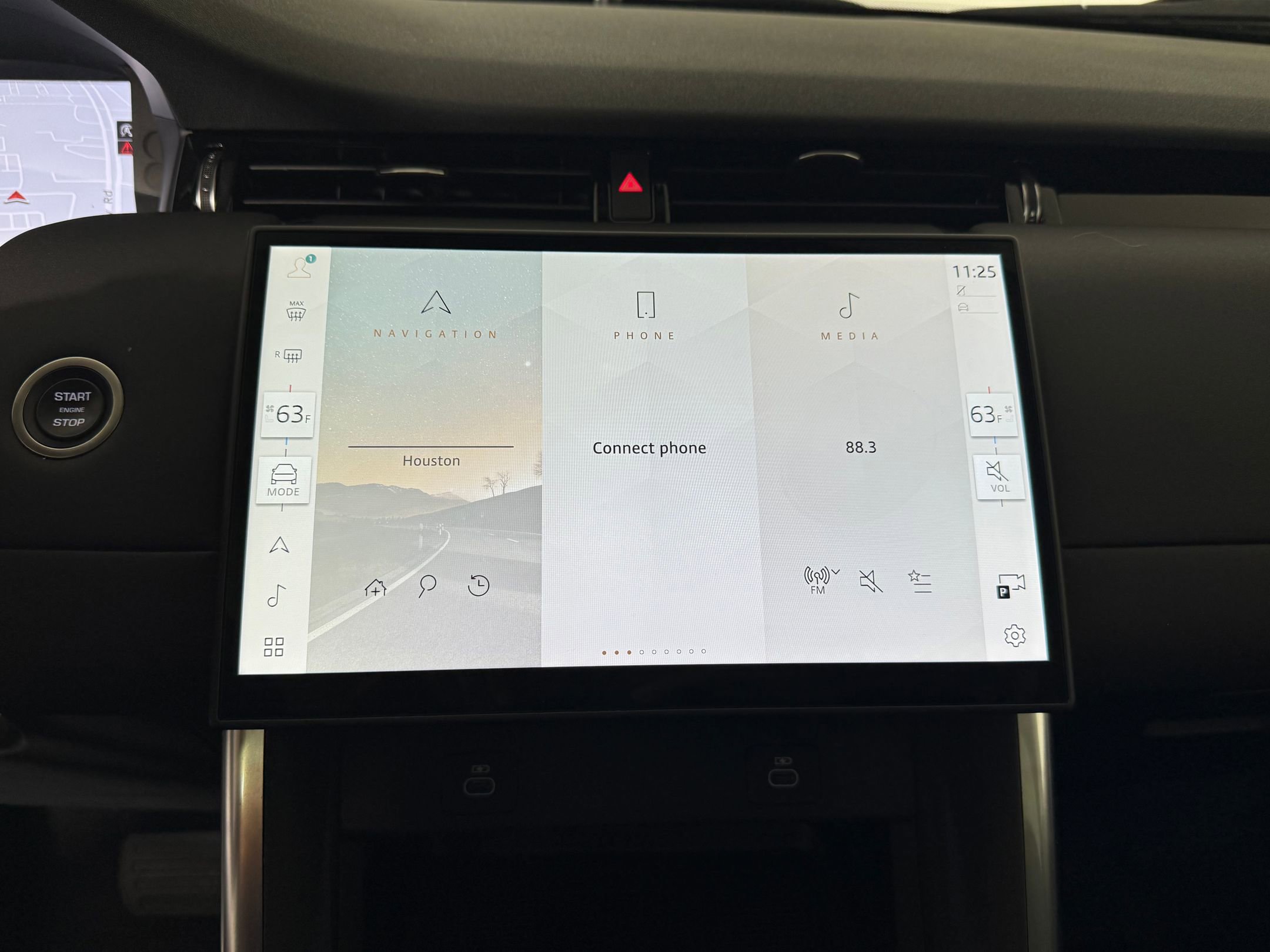 Certified 2024 Land Rover Discovery Sport S image 22