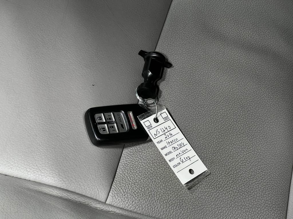 Used 2016 Honda Odyssey Touring image 39