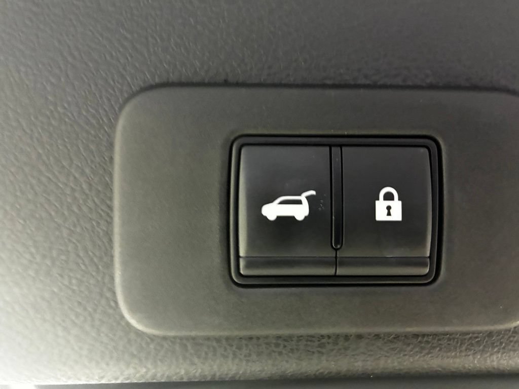 Used 2025 Nissan Murano SL AWD/4WD image 41