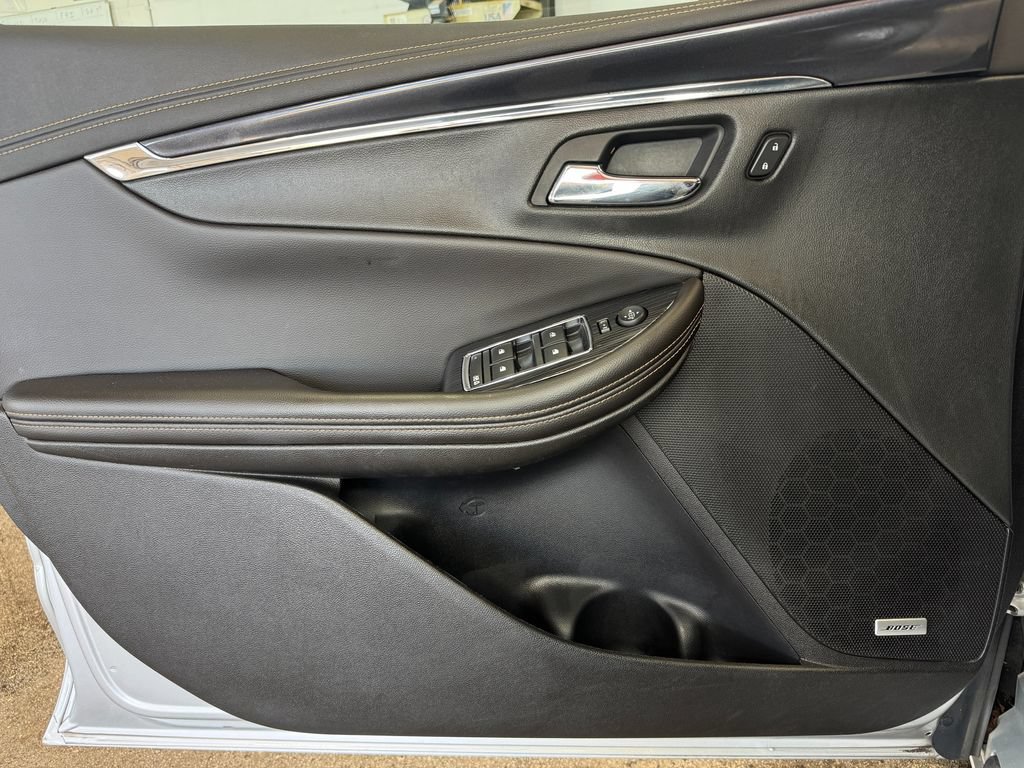 Used 2018 Chevrolet Impala Premier FWD image 10