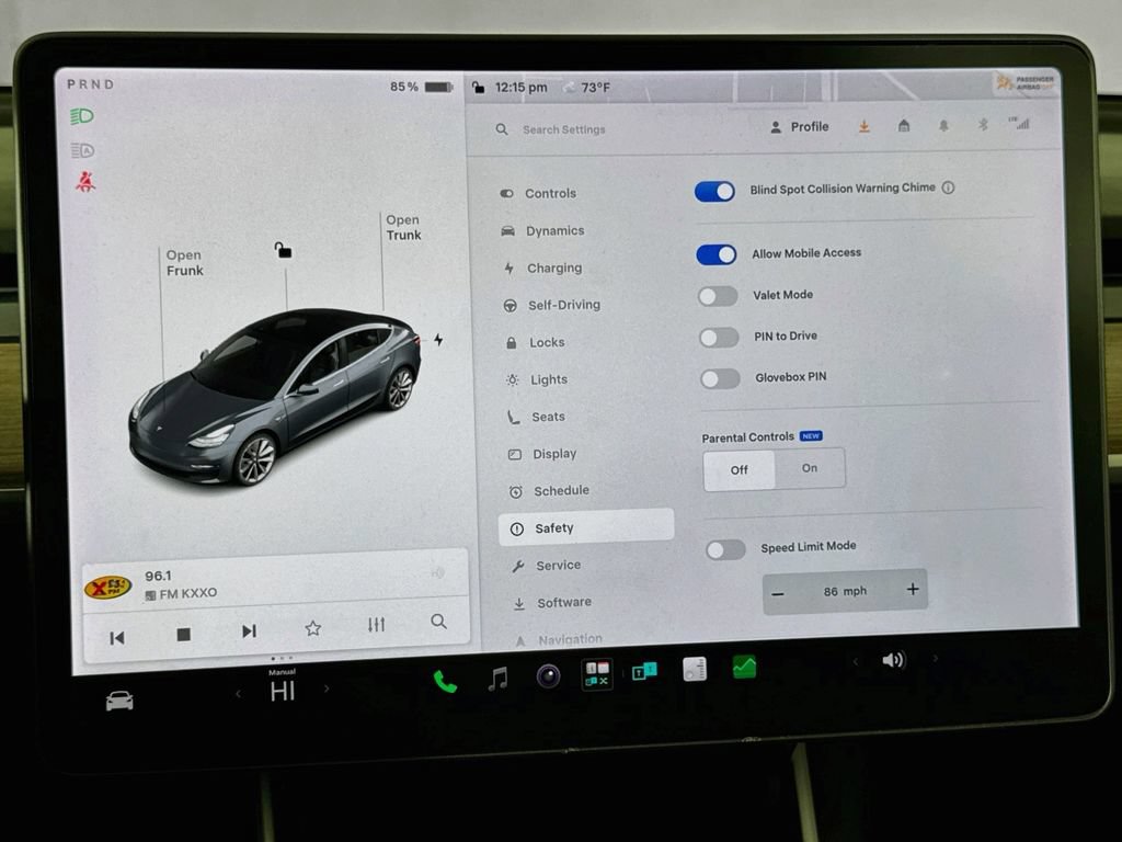 Used 2018 Tesla Model 3 Mid Range RWD image 42