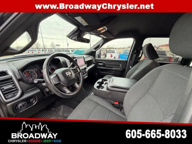 Used 2025 RAM 3500 Big Horn AWD/4WD image 14