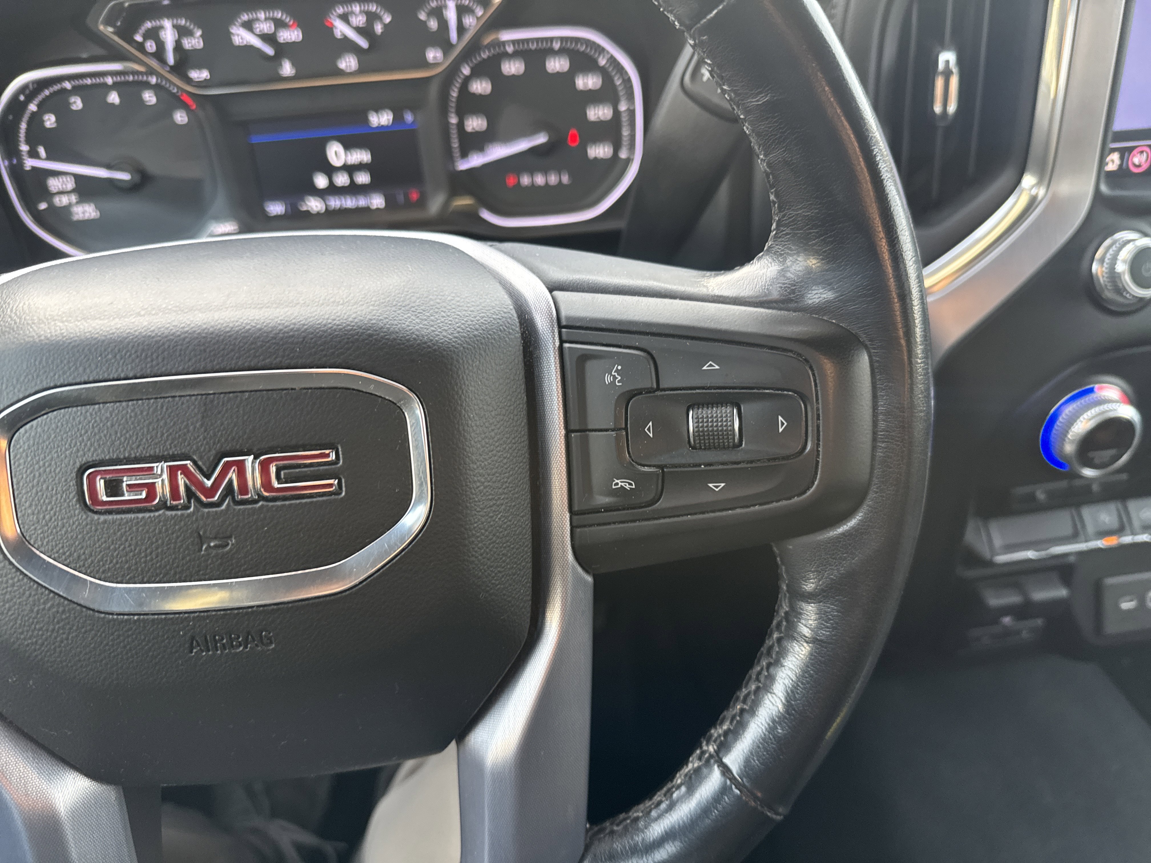 Used 2019 GMC Sierra 1500 SLE w/ SLE Value Package image 19