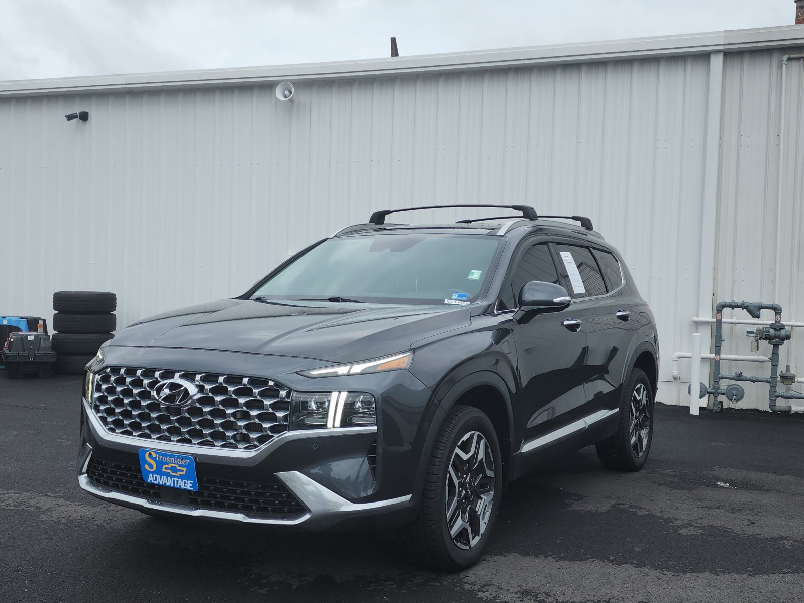 Used 2022 Hyundai Santa Fe Limited AWD/4WD image 1