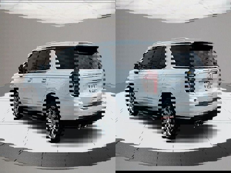 Used 2021 Chevrolet Tahoe Premier w/ Premium Package image 6