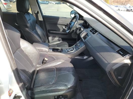 Used 2018 Land Rover Range Rover Evoque SE image 8