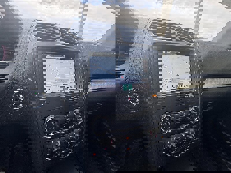 Used 2019 Ford Explorer XLT w/ Equipment Group 201A image 18