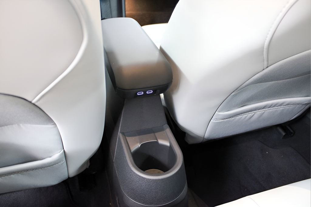 Used 2025 MINI Cooper S image 14