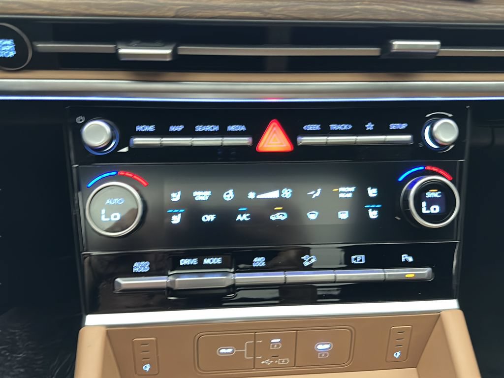 New 2026 Hyundai Santa Fe Limited AWD/4WD image 34