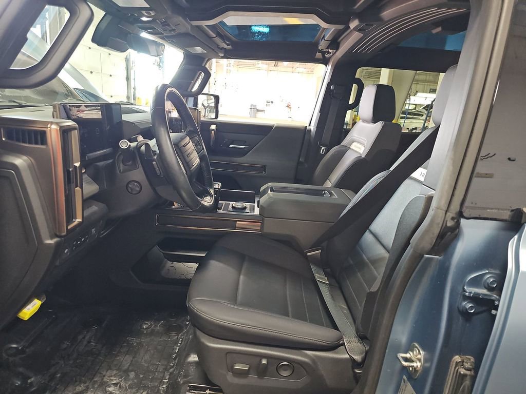 Used 2024 GMC Hummer EV 3X w/ Omega Edition AWD/4WD image 3
