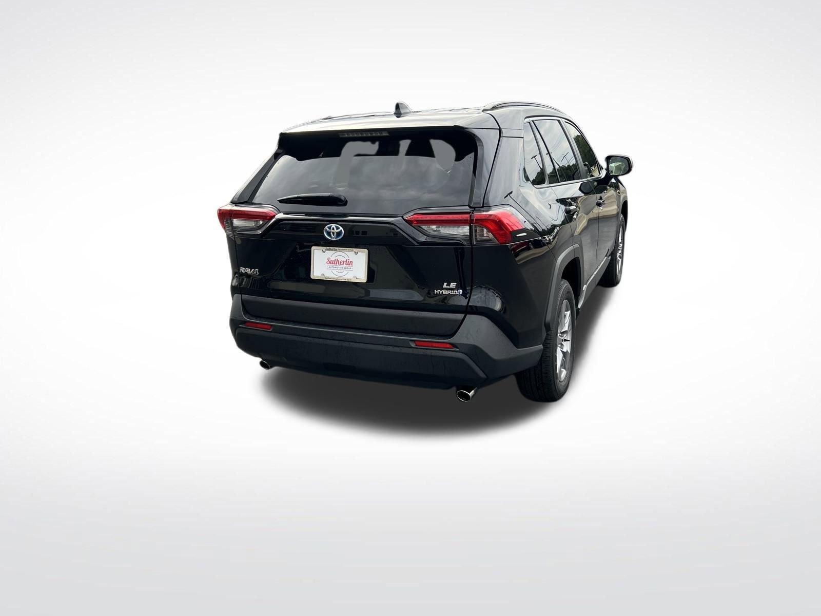 Used 2023 Toyota RAV4 LE image 5