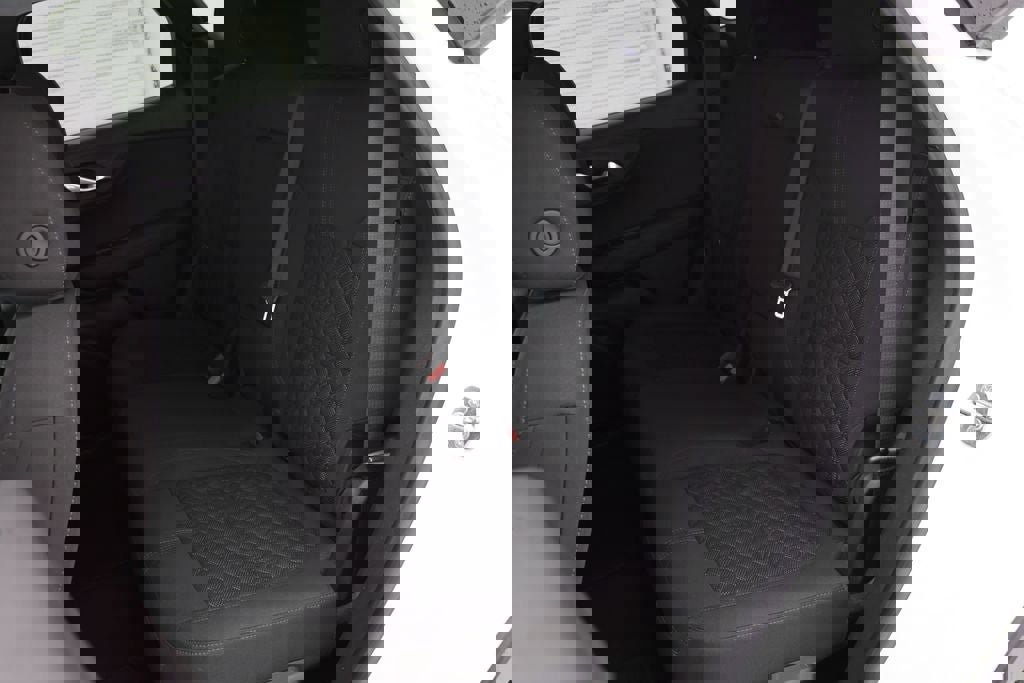 Used 2019 Chevrolet Blazer LT image 12