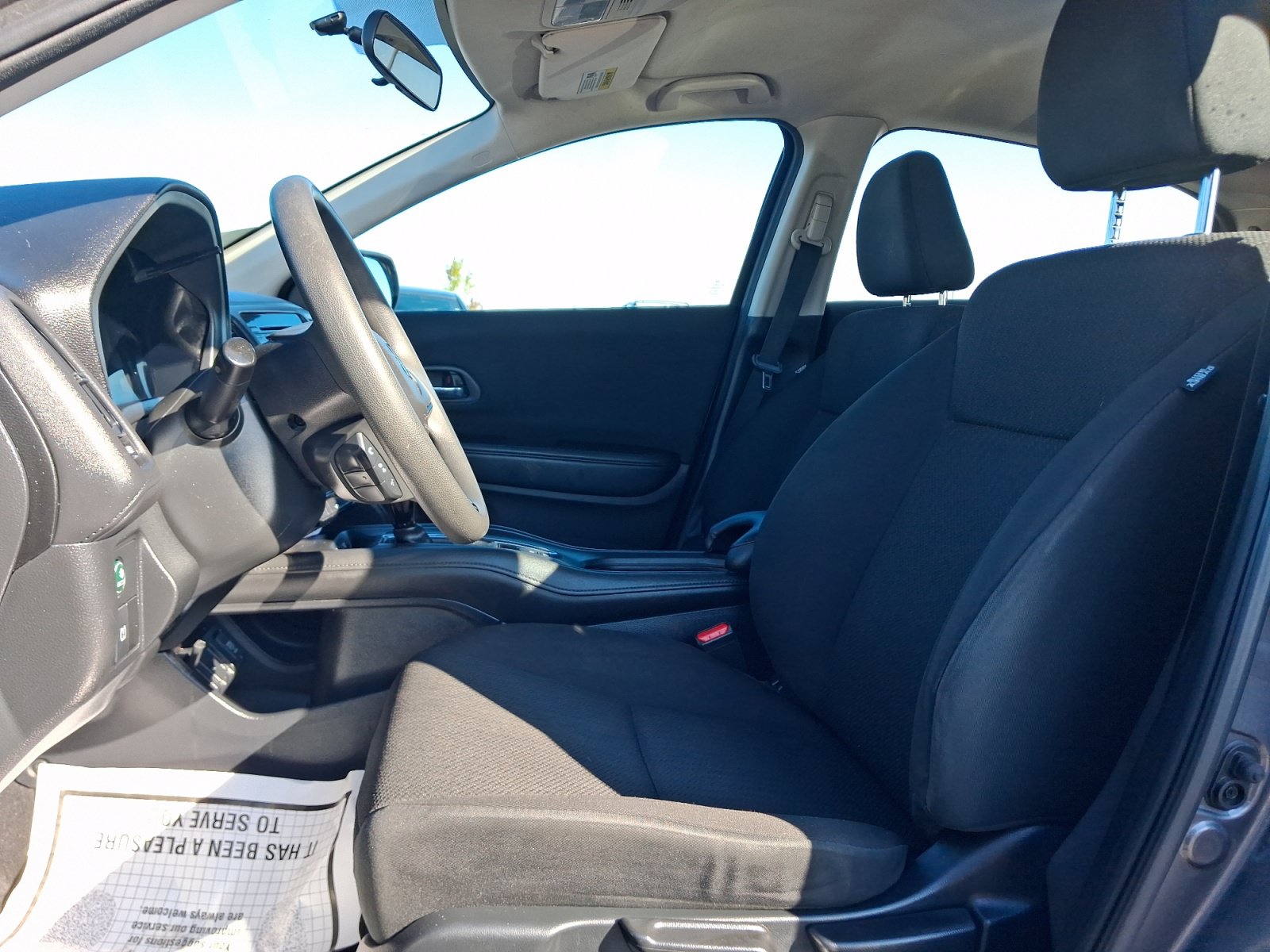 Used 2017 Honda HR-V LX image 5