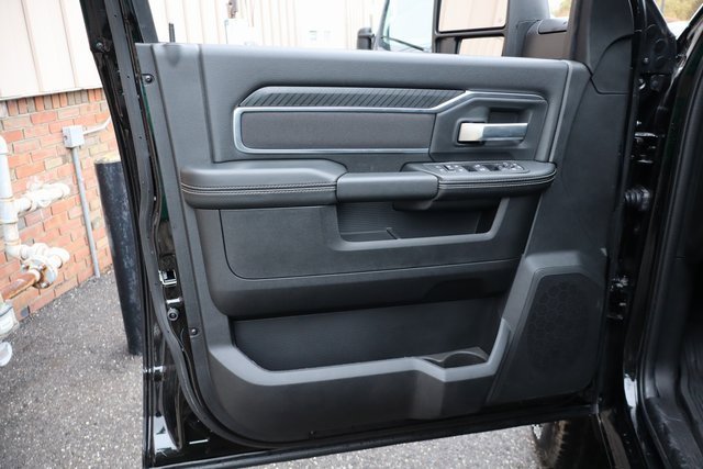 Used 2025 RAM 2500 Big Horn image 11