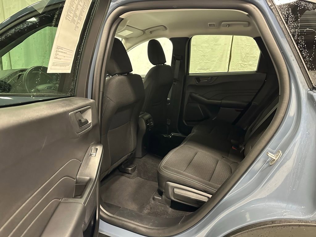 Used 2025 Ford Escape Active image 38