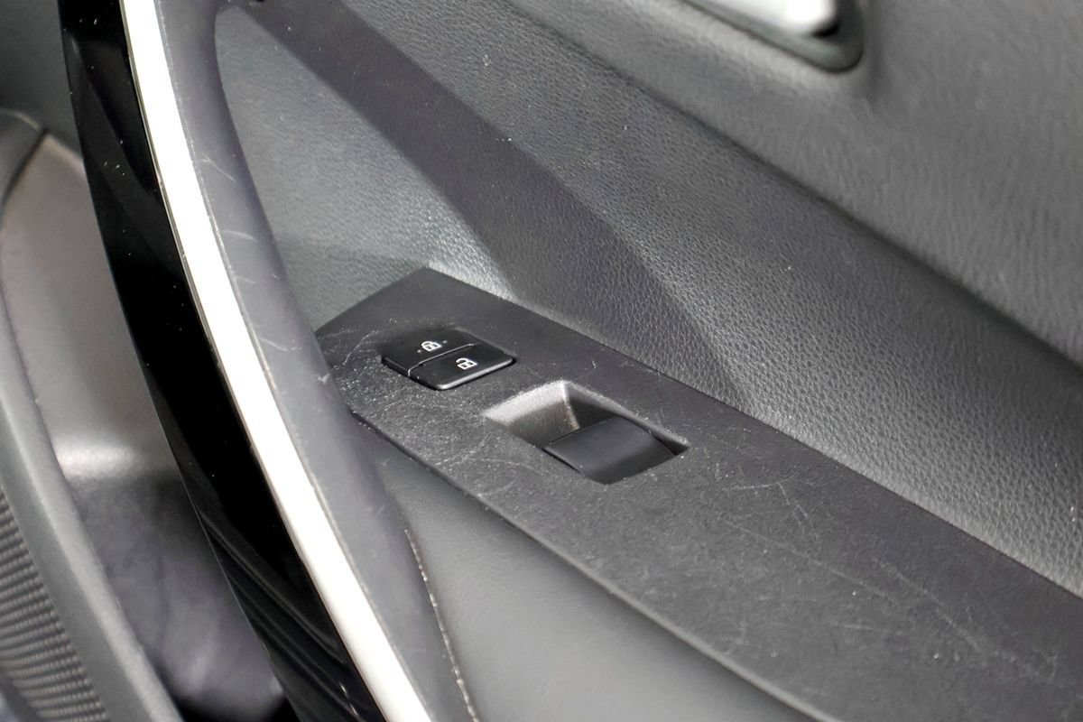 Used 2024 Toyota Corolla XSE FWD image 38