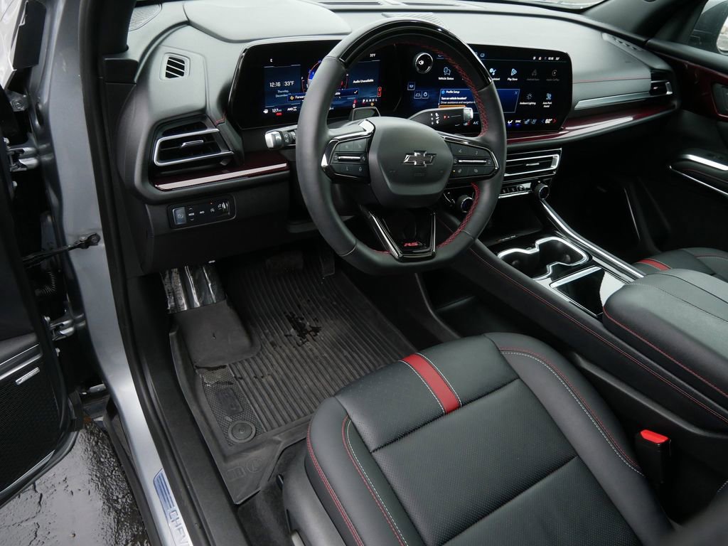 Certified 2024 Chevrolet Traverse RS w/ LPO, Floor Liner Package image 12