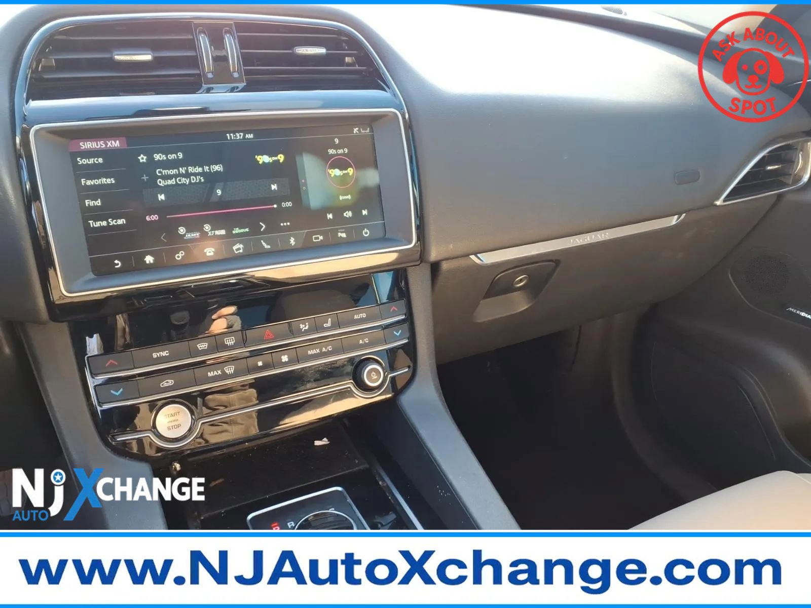 Used 2020 Jaguar F-PACE Premium image 34