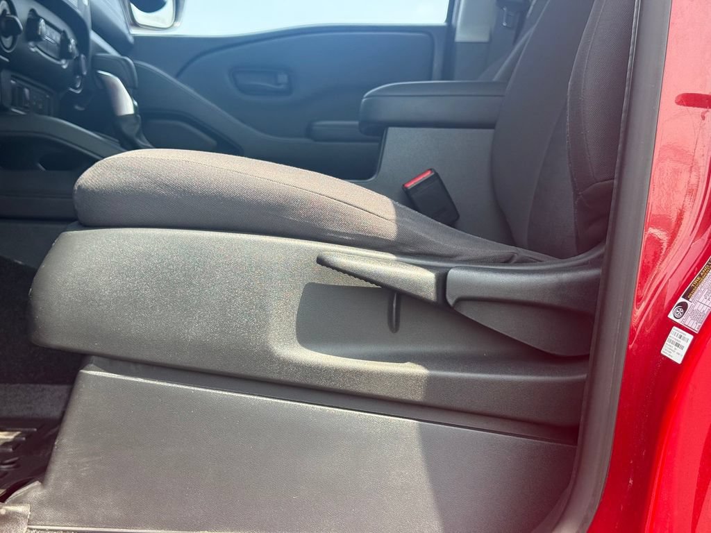 Used 2022 Nissan Frontier S w/ Technology Package AWD/4WD image 11