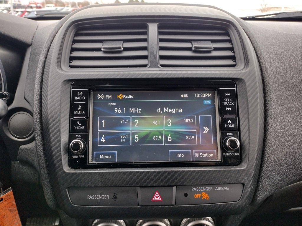 Used 2024 Mitsubishi Outlander Sport ES image 3