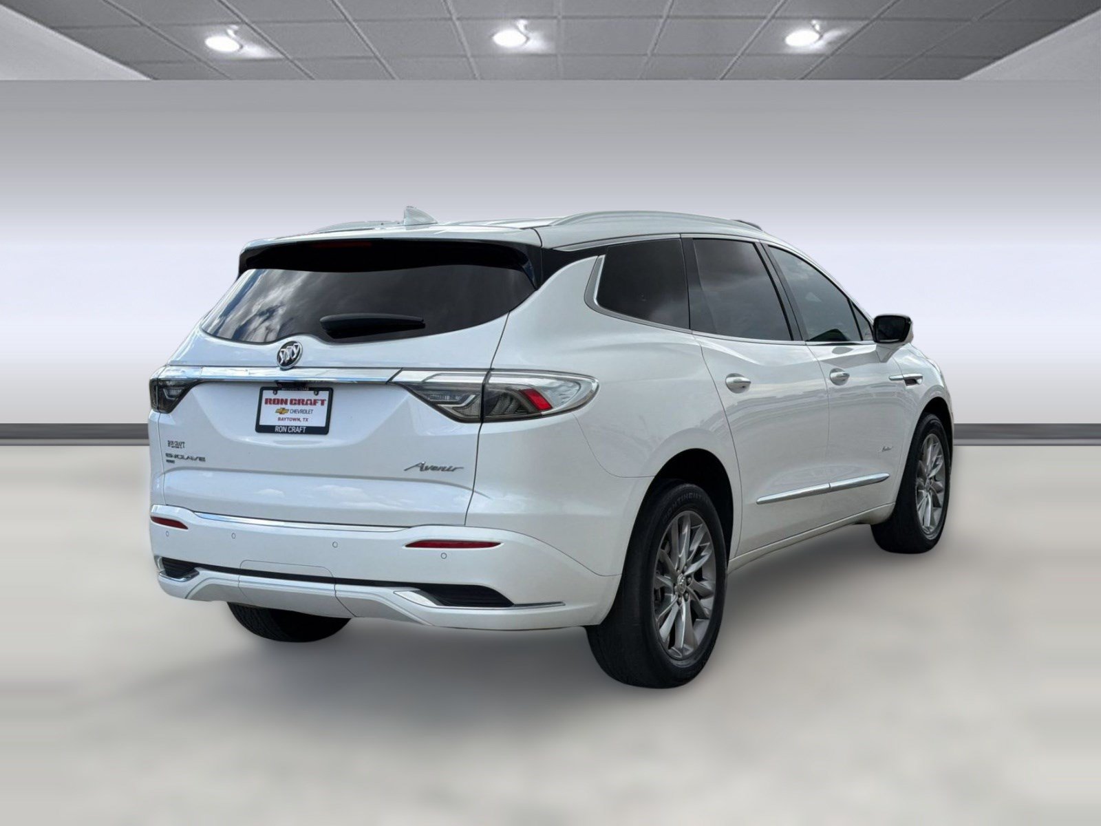 Certified 2023 Buick Enclave Avenir w/ Avenir Technology Package AWD/4WD image 9