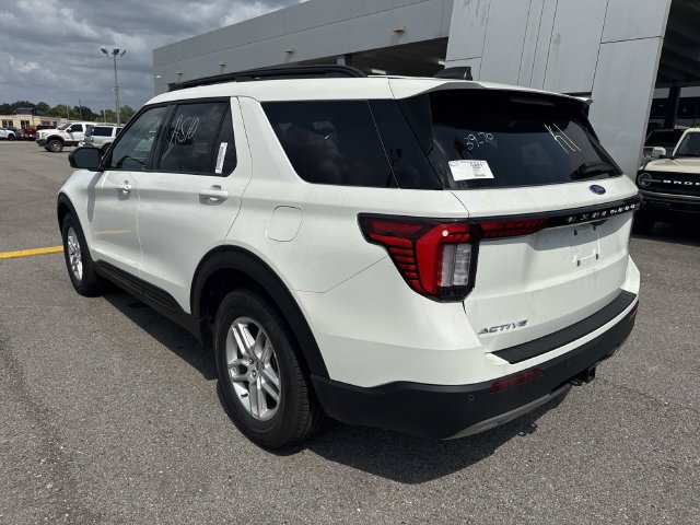 New 2026 Ford Explorer Active w/ Active Comfort Package RWD image 7