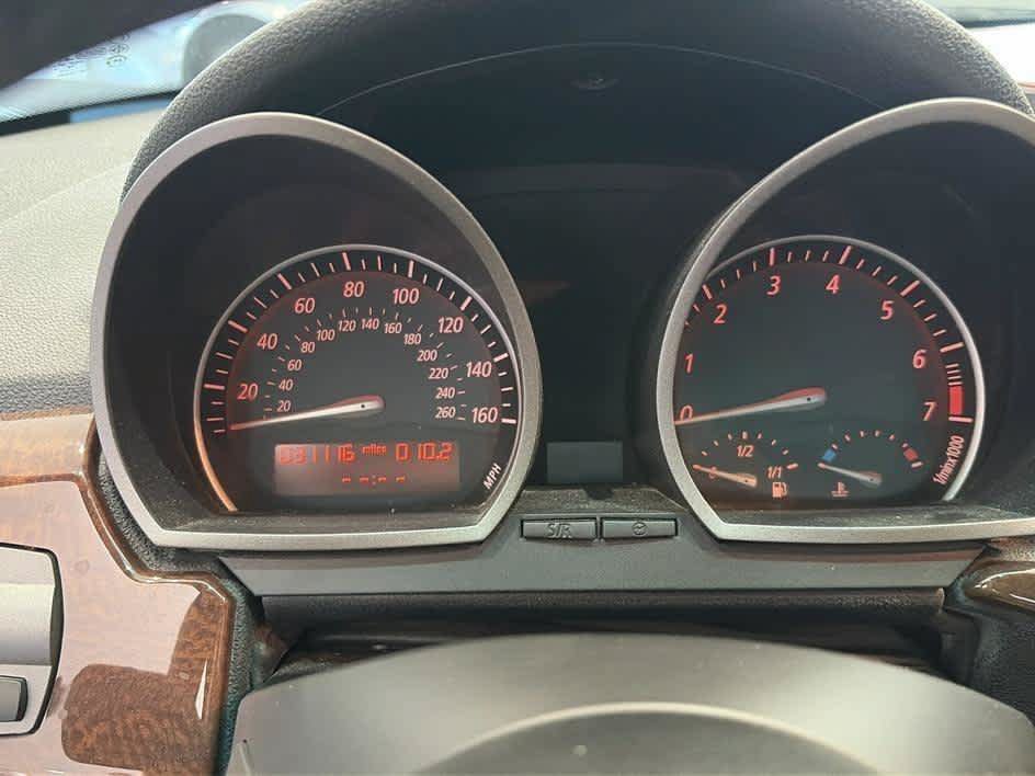 Used 2003 BMW Z4 2.5i RWD image 10