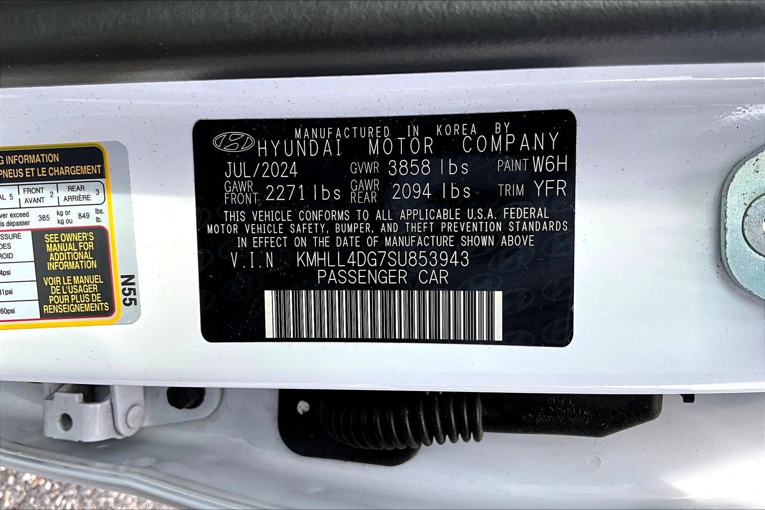 Used 2025 Hyundai Elantra SE FWD image 16