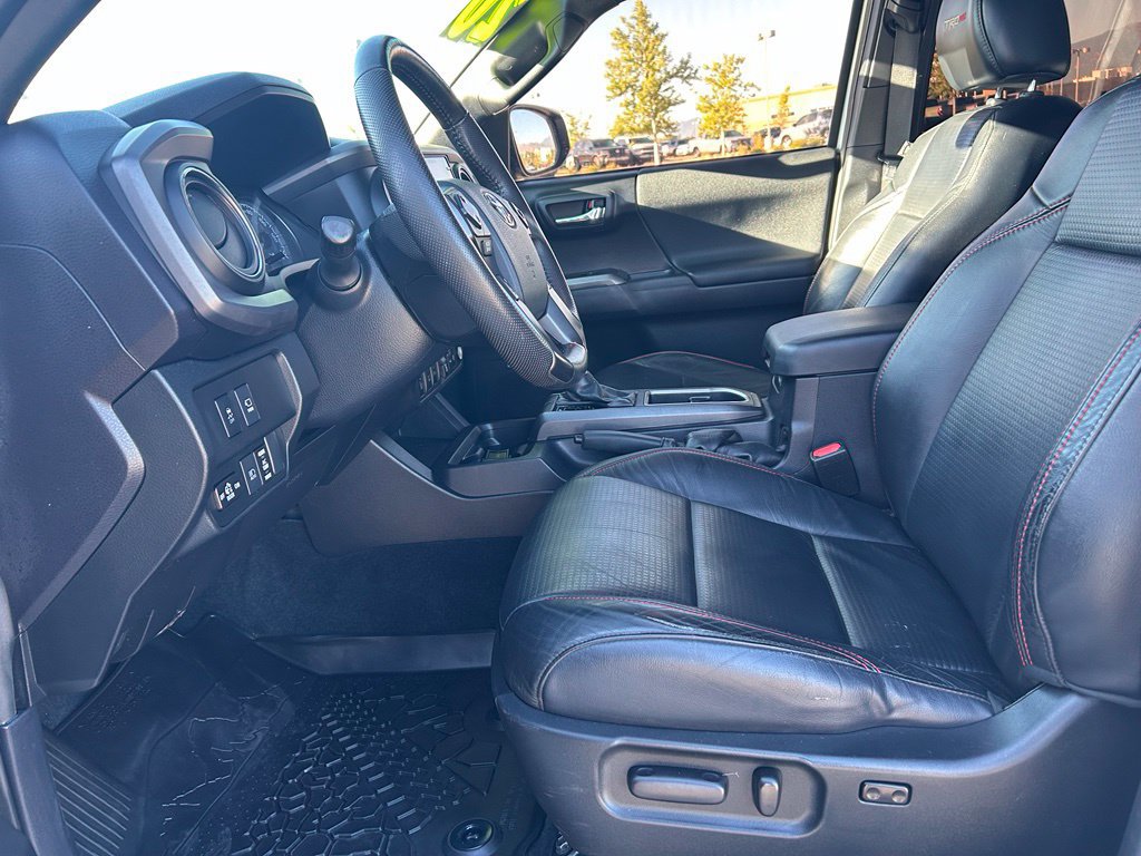 Used 2020 Toyota Tacoma TRD Pro AWD/4WD image 24