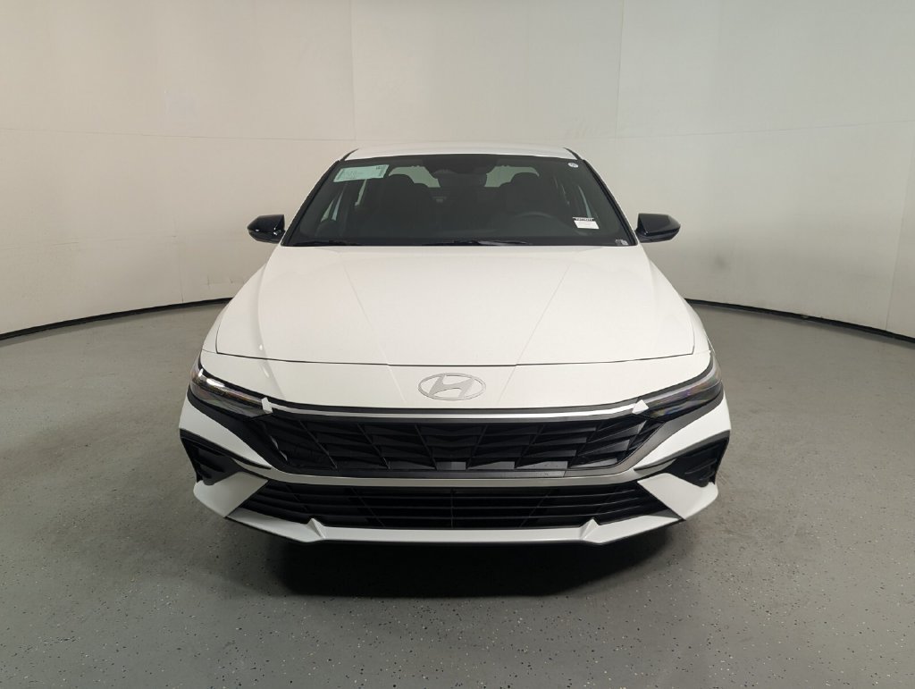 New 2026 Hyundai Elantra Sport FWD image 2