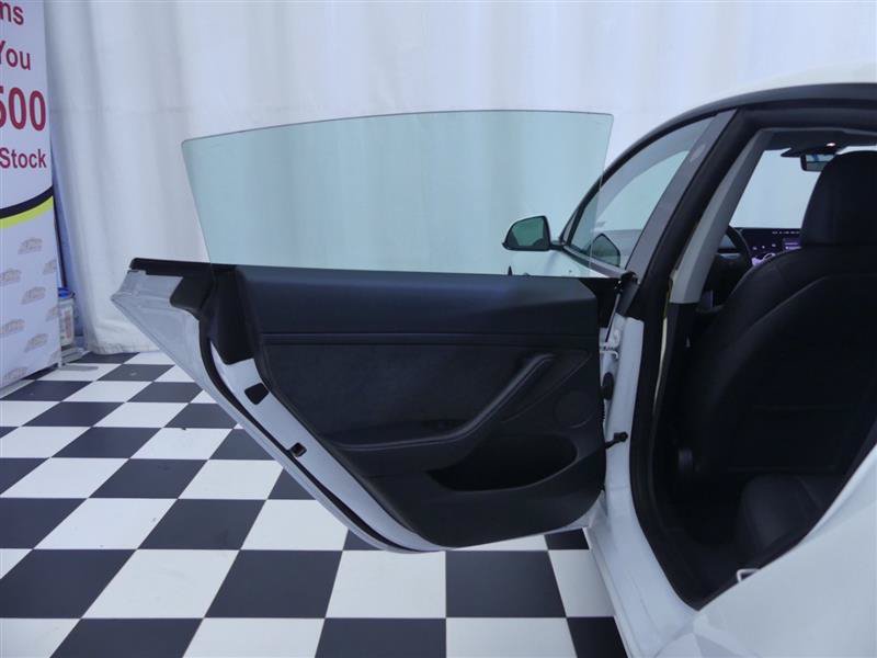 Used 2022 Tesla Model 3 Performance AWD/4WD image 27