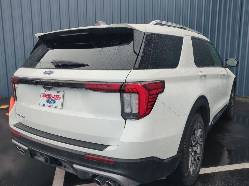 Certified 2025 Ford Explorer Platinum w/ Ultimate Package RWD image 5