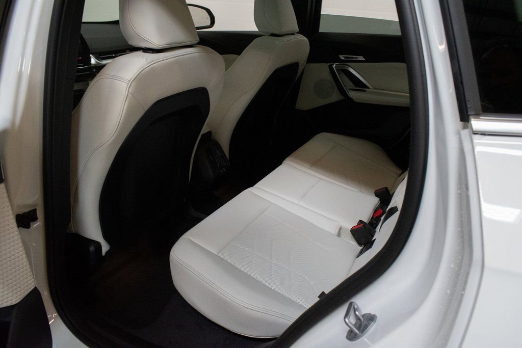 New 2026 BMW X1 xDrive28i w/ Technology Package image 25