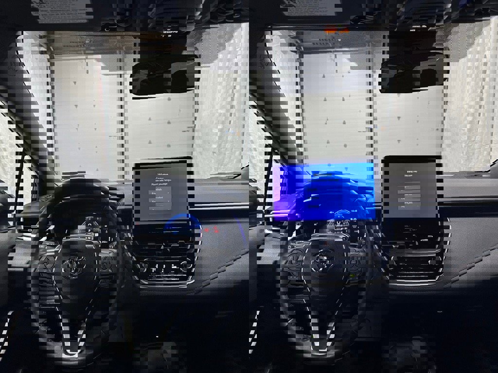 Used 2025 Toyota Corolla XSE image 16