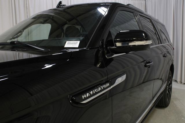 Used 2023 Lincoln Navigator L Reserve image 27