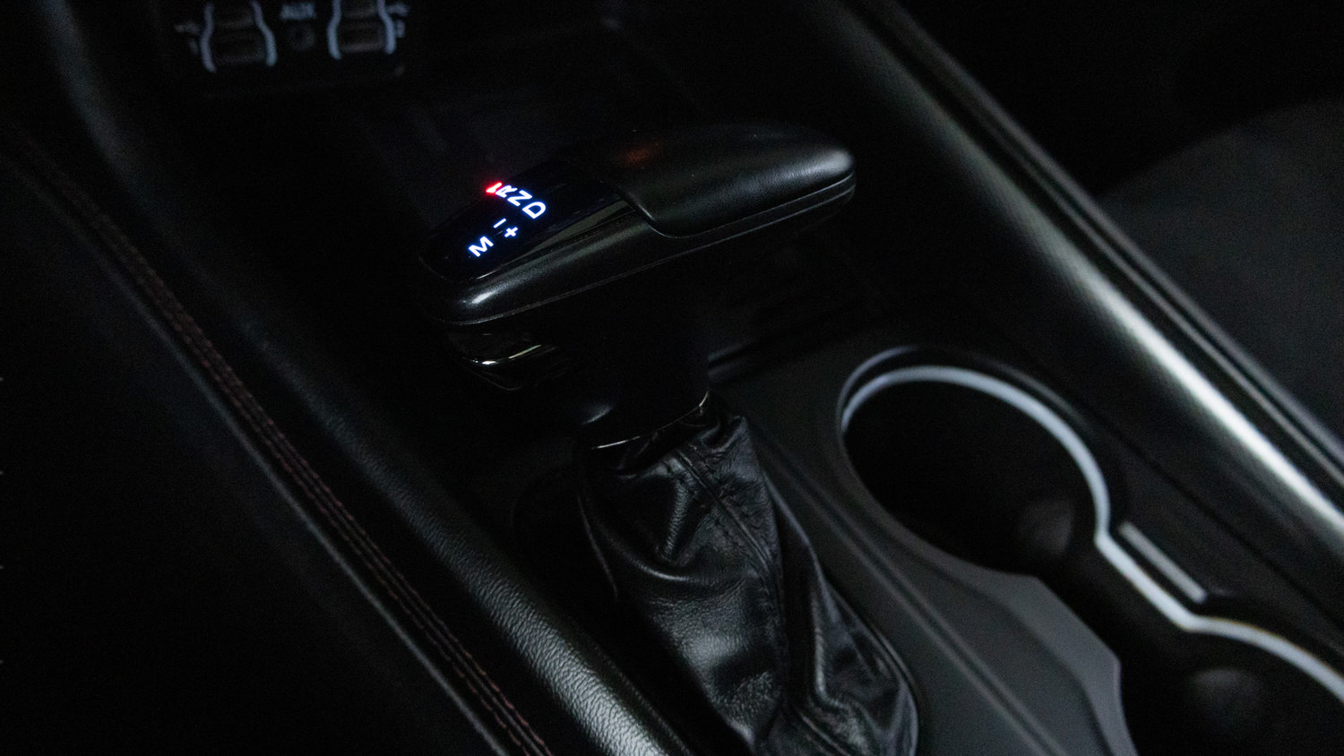 Used 2021 Dodge Durango R/T w/ Blacktop Package AWD/4WD image 14