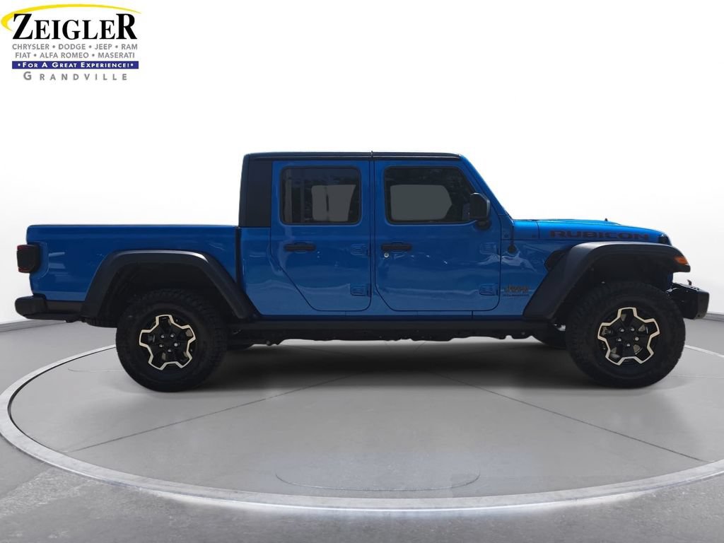 Used 2023 Jeep Gladiator Rubicon w/ LED Lighting Group AWD/4WD image 4