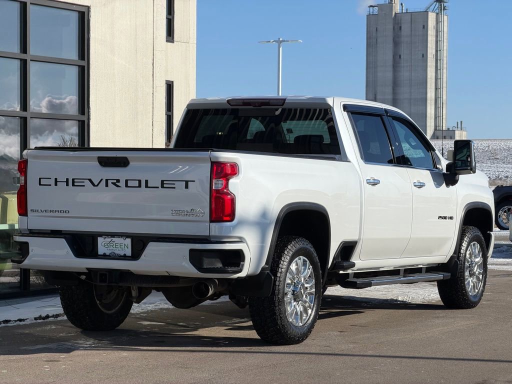 Used 2020 Chevrolet Silverado 2500 High Country w/ Technology Package image 5