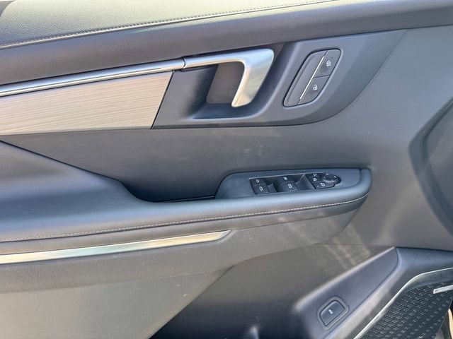 Certified 2025 Buick Enclave Preferred image 17