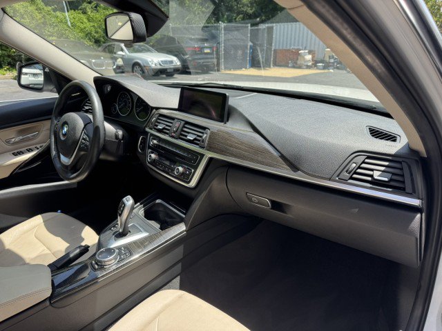 Used 2015 BMW 335i xDrive Sedan AWD/4WD image 35