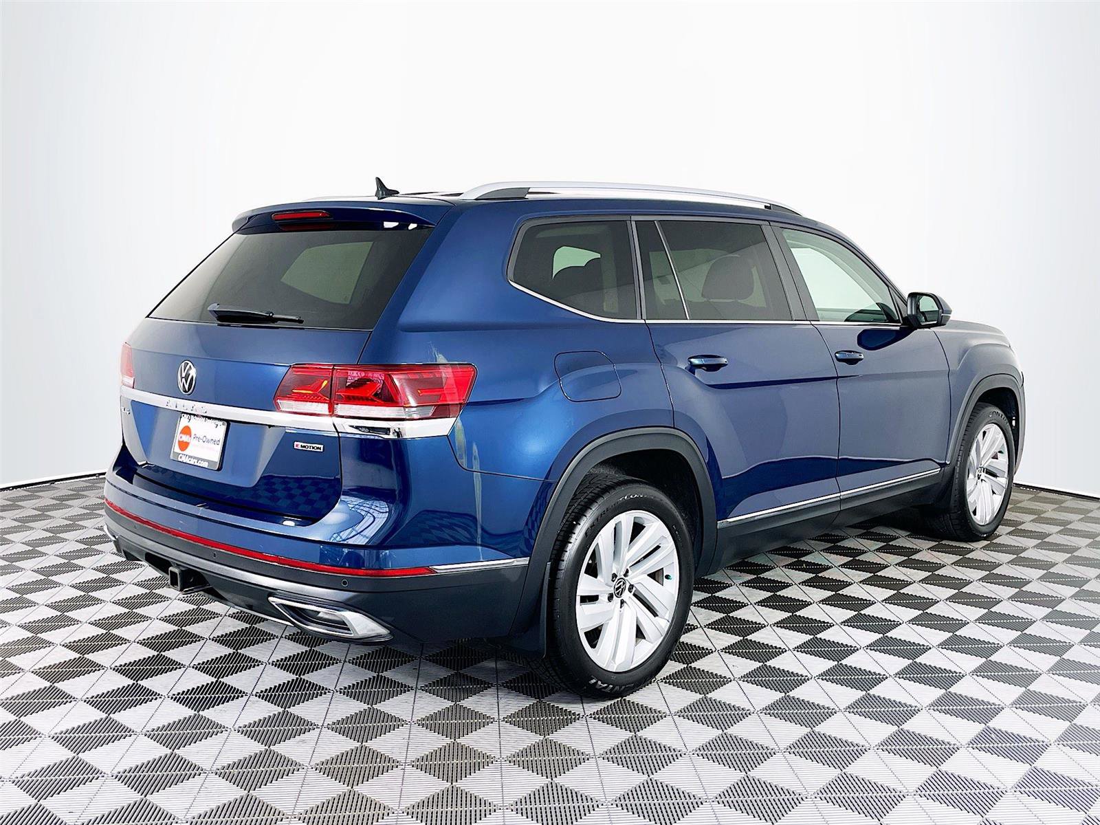 Used 2021 Volkswagen Atlas SEL image 9