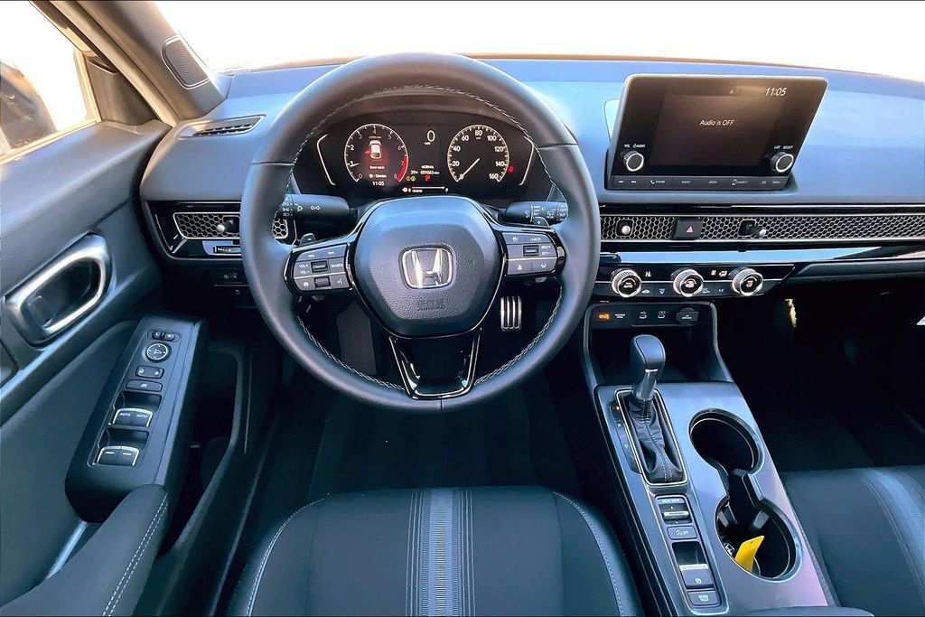 Used 2025 Honda Civic Sport image 8