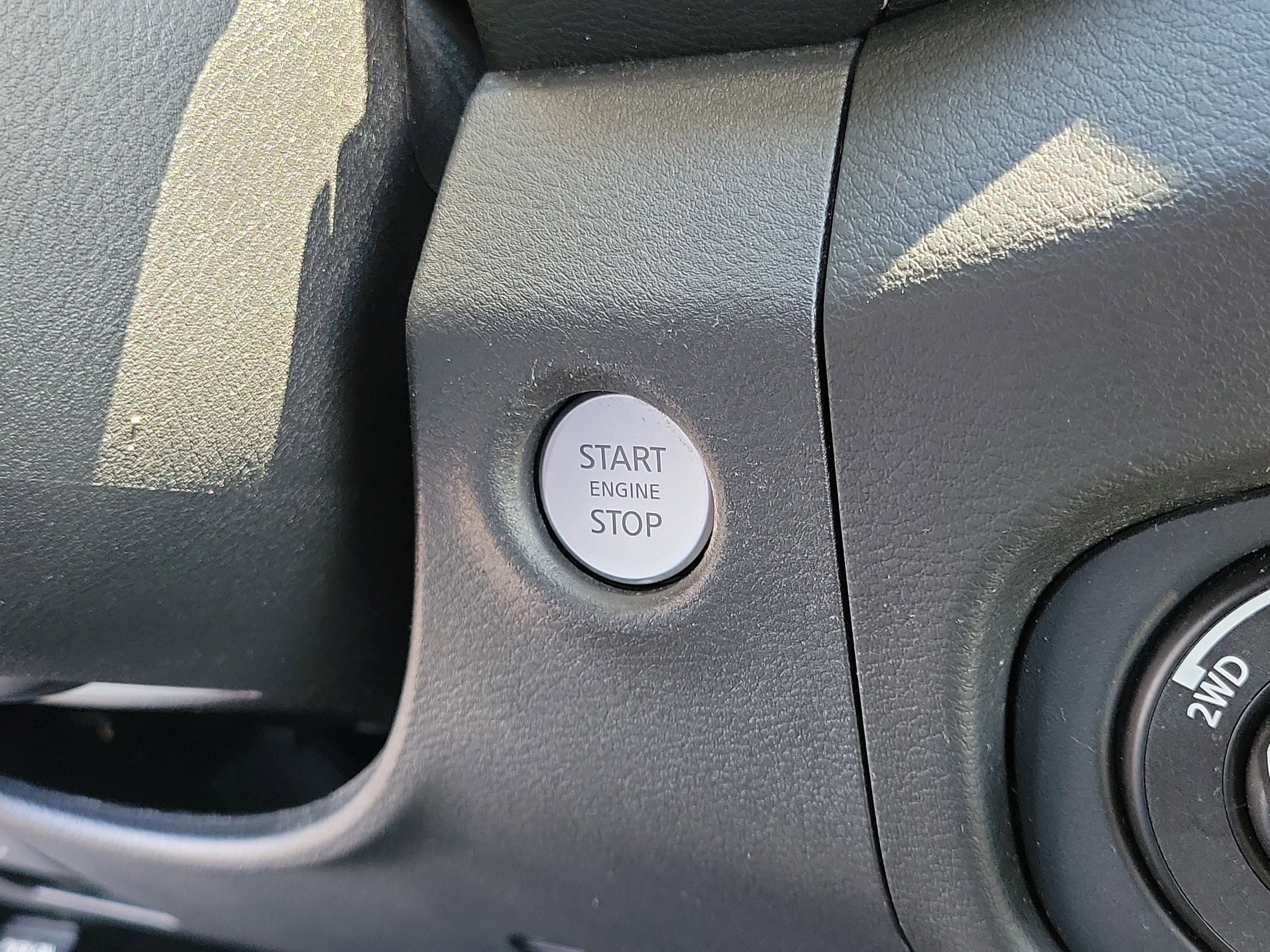 Used 2022 Nissan Frontier PRO-4X w/ Pro-4X Premium Package AWD/4WD image 28