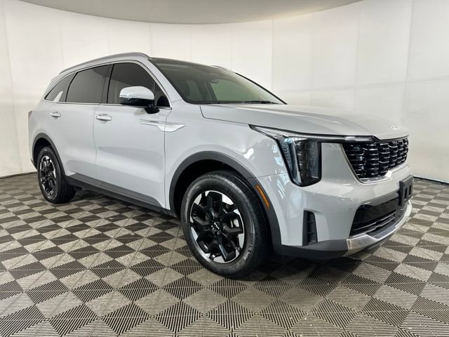 Used 2024 Kia Sorento S w/ Panoramic Sunroof Package image 2