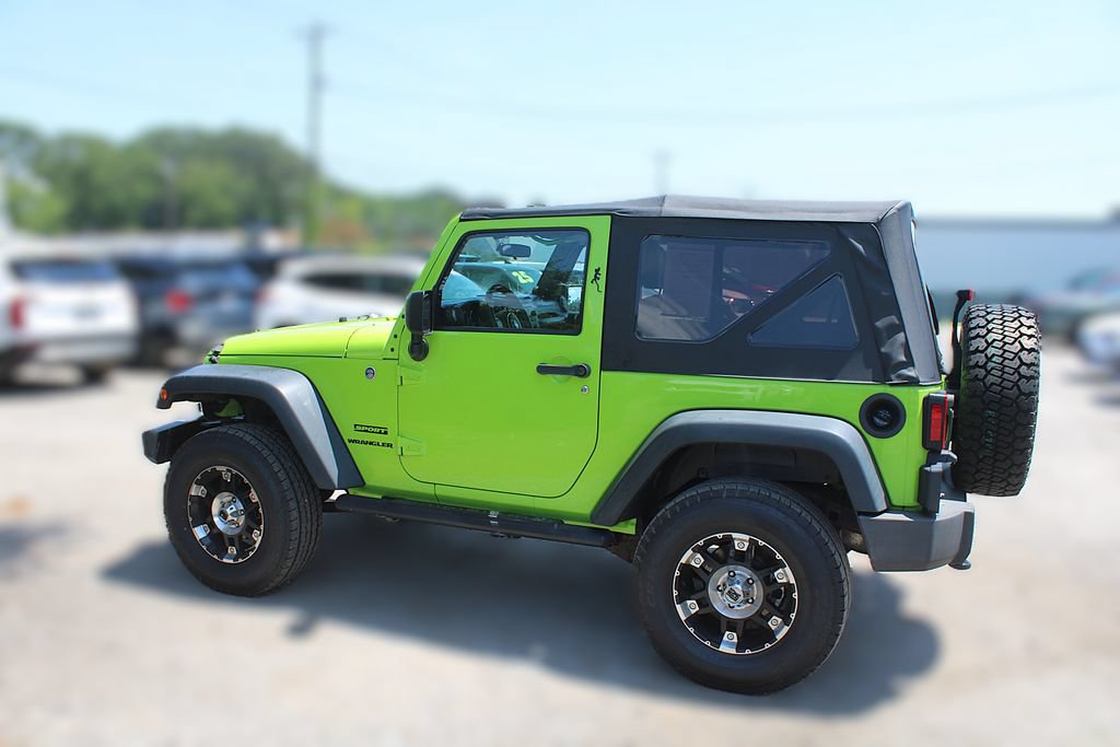 Used 2013 Jeep Wrangler Sport AWD/4WD image 12