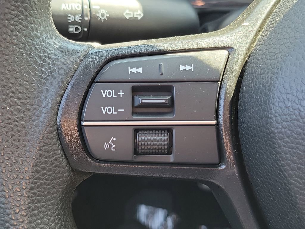 Certified 2023 Honda Accord EX image 21