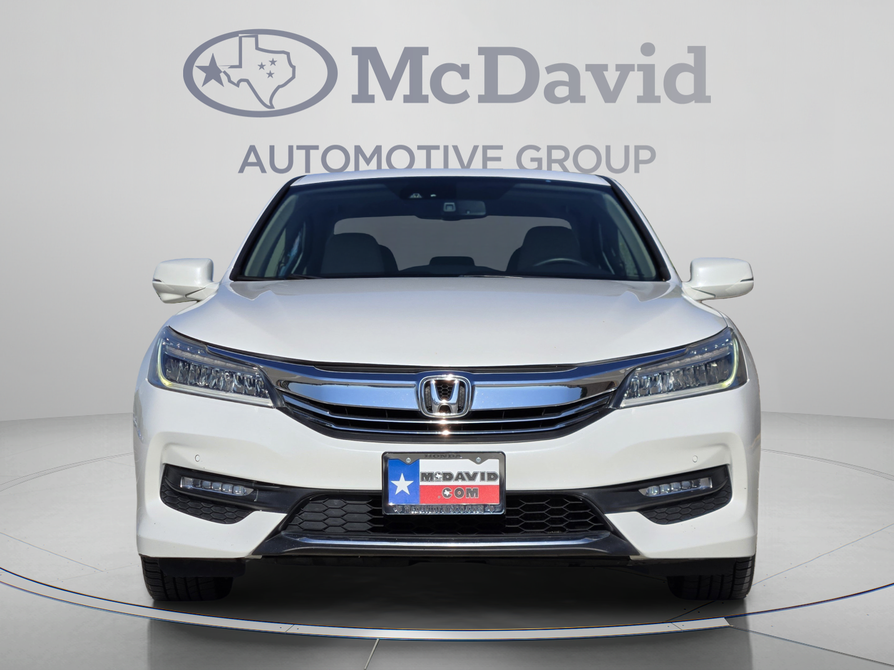 Used 2016 Honda Accord Touring image 8