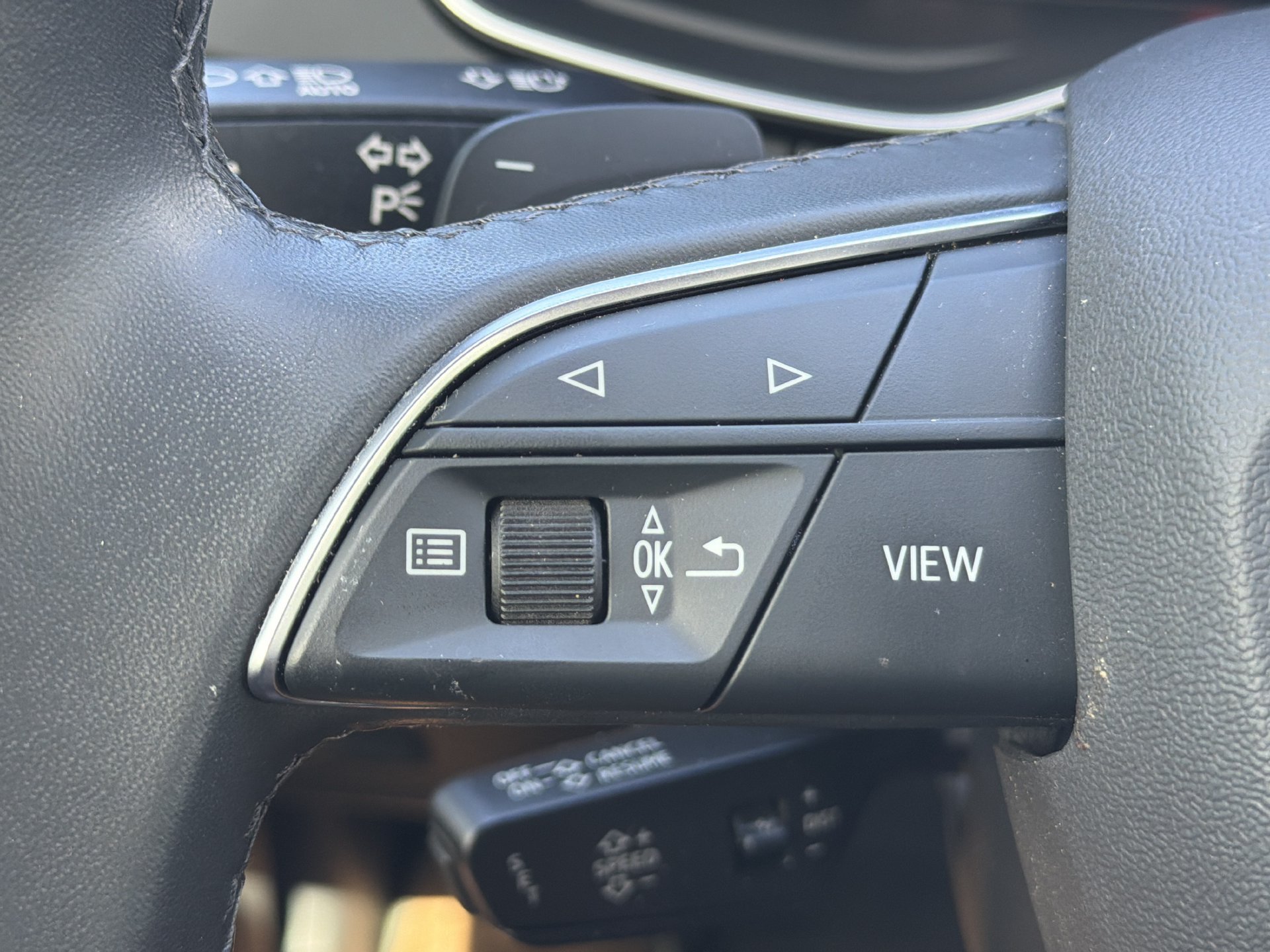 Used 2022 Audi Q5 e Prestige AWD/4WD image 30