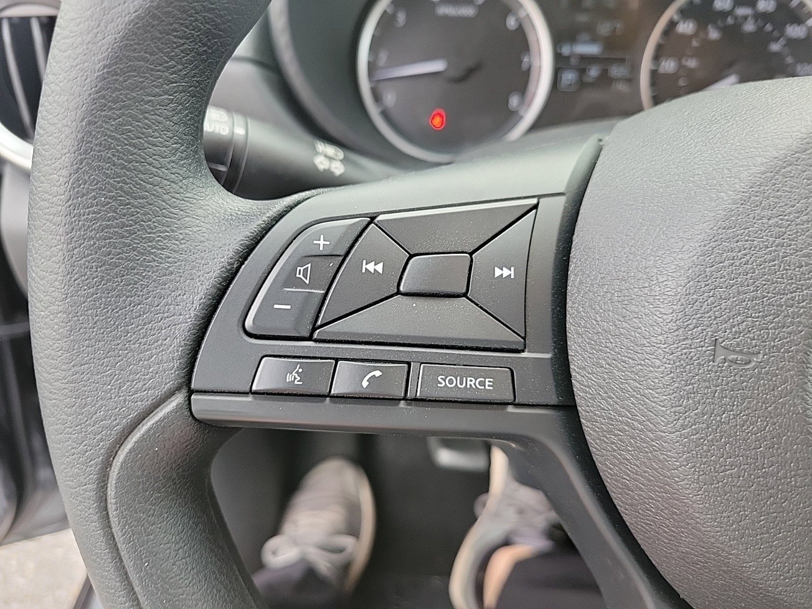 New 2025 Nissan Versa S FWD image 26