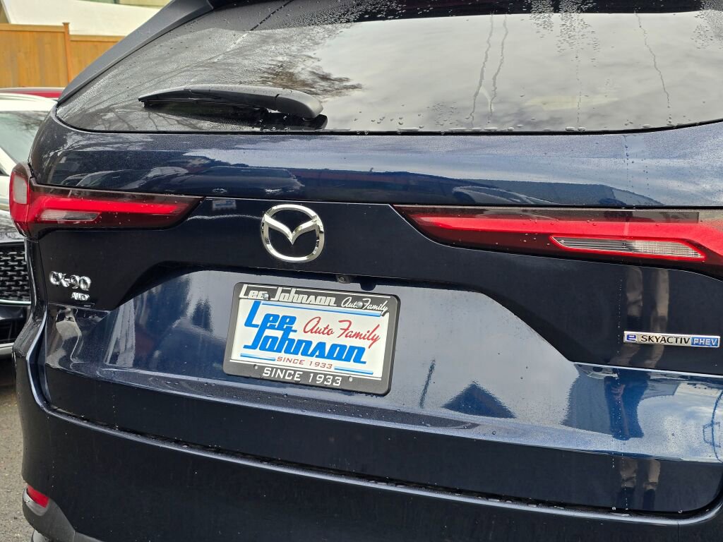 Certified 2024 MAZDA CX-90 Plug-In Hybrid w/ Preferred image 17